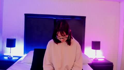 LilithBluum  online show from 04-21-26, 11:16