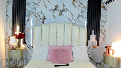 Lilith  online show from 12-16-25, 05:34