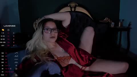 Snapshot of lilithmystic01 chatting on 12-15-24, 03:42 lilithmystic01 online show from 12-15-24, 03:42