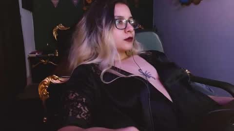 Snapshot of lilithmystic01 chatting on 03-08-25, 01:57 lilithmystic01 online show from 03-08-25, 01:57
