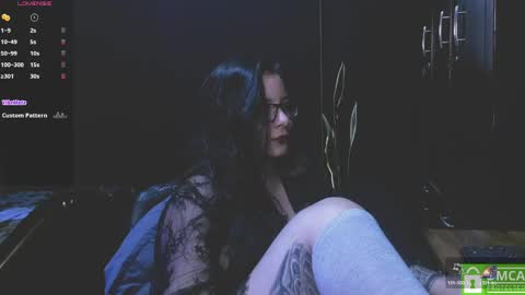 Snapshot of lilithmystic01 chatting on 04-30-26, 12:33 lilithmystic01 online show from 04-30-26, 12:33