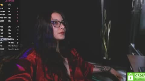 Snapshot of lilithmystic01 chatting on 05-11-26, 02:01 lilithmystic01 online show from 05-11-26, 02:01