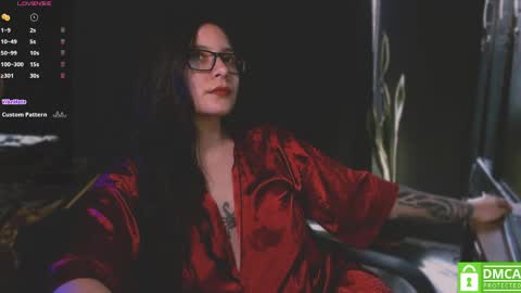 Snapshot of lilithmystic01 chatting on 05-11-26, 02:45 lilithmystic01 online show from 05-11-26, 02:45