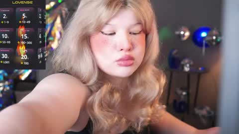 LilithNelson online show from 05-03-26, 01:55