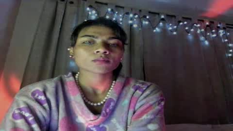 Snapshot of lilithsabeth chatting on 04-05-26, 02:20 lilithsabeth online show from 04-05-26, 02:20