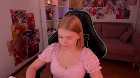 lilitrosen online show from 09-24-25, 05:38