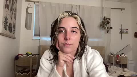 lilldaddysgirl online show from 10-11-25, 07:12