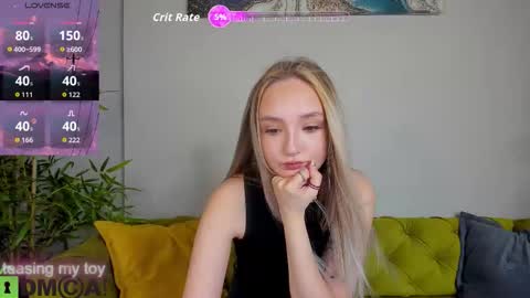 LILY online show from 09-11-25, 08:25