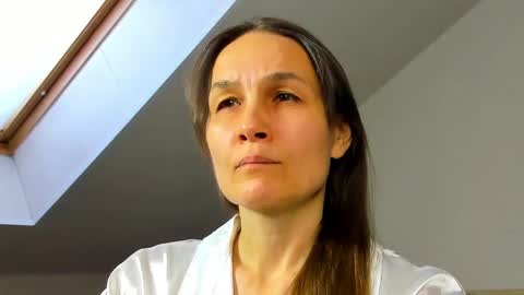 lillian_white1 online show from 02-01-25, 07:26