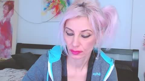 Snapshot of lillianasara chatting on 03-04-25, 05:32 Lara online show from 03-04-25, 05:32