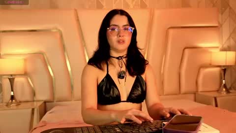 lillianderson -  Next stream start at 0700hs GTM-3 online show from 06-17-26, 11:56