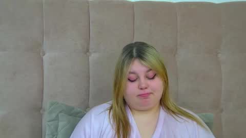 LillianHaig online show from 02-08-26, 06:44