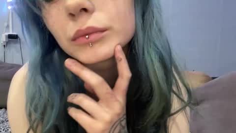 Amelia online show from 04-29-26, 06:03