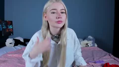 lillie_berry online show from 06-21-26, 04:59