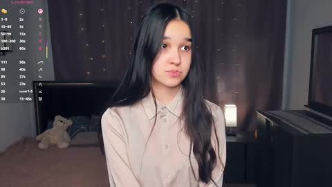 Celina Lillie online show from 01-14-26, 08:20