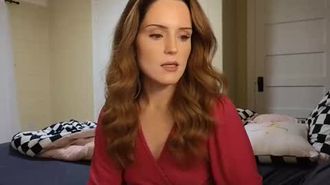 lilly_adams88 online show from 05-18-26, 01:35