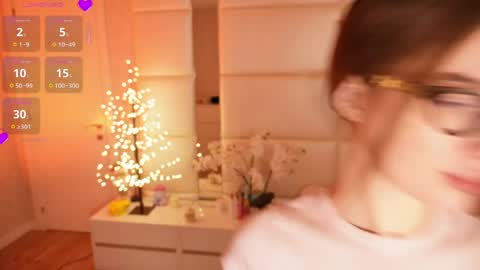 Lilly Colins online show from 03-02-26, 07:43