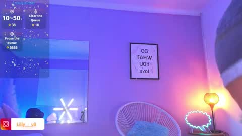 Sofia online show from 01-28-25, 01:49