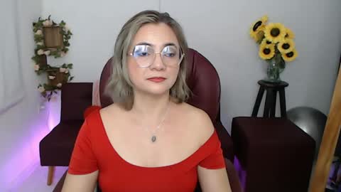 Lilly online show from 05-14-26, 03:19