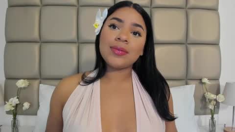 Lilly  online show from 06-06-26, 04:17