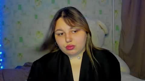 lillyhaigh online show from 06-04-26, 06:14