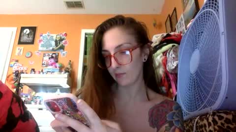 hi guys im back on here 3 online show from 03-06-26, 07:21