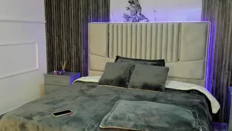 Lilly Ortiz online show from 02-23-25, 09:33