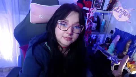 Lilo  online show from 02-17-25, 06:20