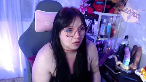 Lilo  online show from 02-23-25, 06:49