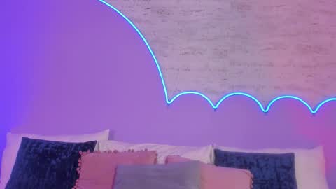 Lilou online show from 09-23-25, 11:57