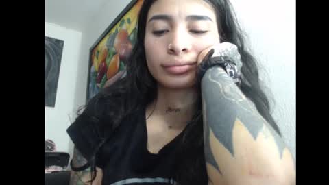 Snapshot of lilpalacio chatting on 02-25-25, 10:26 lil palacio online show from 02-25-25, 10:26