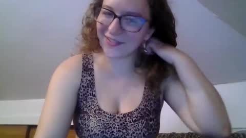 LilPies  online show from 09-23-25, 02:42
