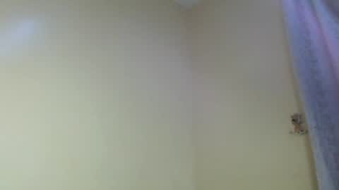 Snapshot of lilpretty16 chatting on 07-08-26, 01:10 lilpretty16 online show from 07-08-26, 01:10