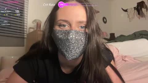 Snapshot of lilrenbby chatting on 02-05-25, 03:02 lil ren online show from 02-05-25, 03:02