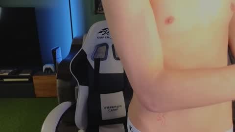 lilteddyboy online show from 11-08-25, 01:11