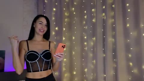 Snapshot of lilu5107 chatting on 01-31-25, 09:48 Lilu online show from 01-31-25, 09:48