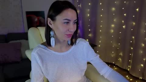 Snapshot of lilu5107 chatting on 02-12-25, 04:44 Lilu online show from 02-12-25, 04:44