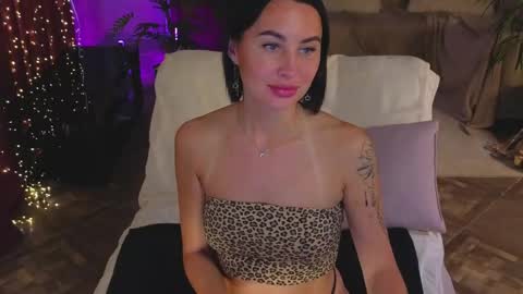 Snapshot of lilu5107 chatting on 05-07-26, 04:34 Lilu online show from 05-07-26, 04:34