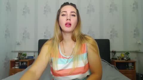 lilu_cute25 online show from 11-30-25, 09:41
