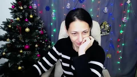 lilugrants online show from 12-22-24, 01:01
