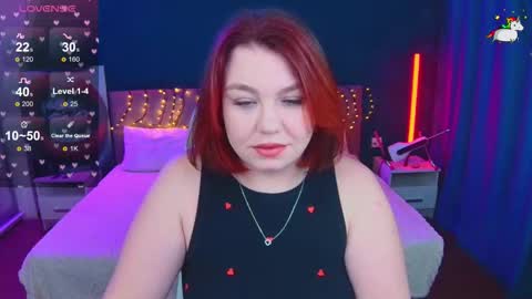 Lilu online show from 02-25-26, 12:04