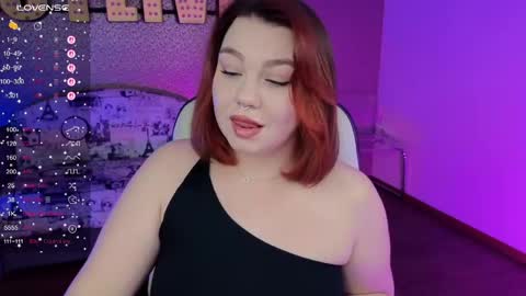 Lilu online show from 05-05-26, 12:02