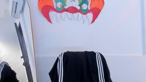 L i l y online show from 10-07-25, 08:17