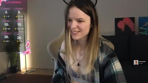 lily_and_jake online show from 04-08-26, 04:01