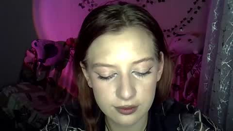 lily_ember online show from 12-01-25, 06:24