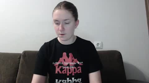 lily_love_x online show from 02-10-25, 05:14