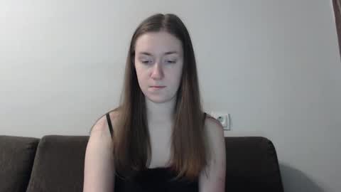 lily_love_x online show from 02-13-25, 03:29