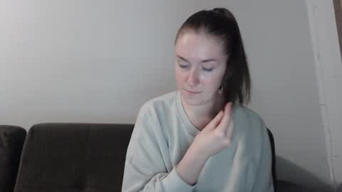 lily_love_x online show from 10-17-25, 10:01