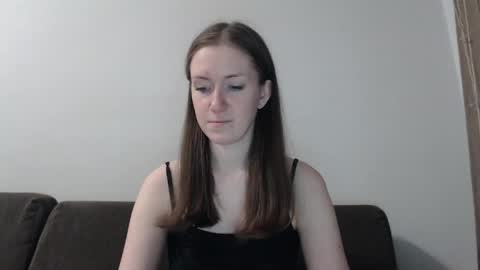 lily_love_x online show from 05-13-26, 01:25