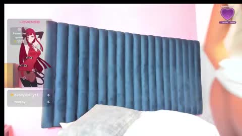 Lily Miiller online show from 01-27-25, 08:49